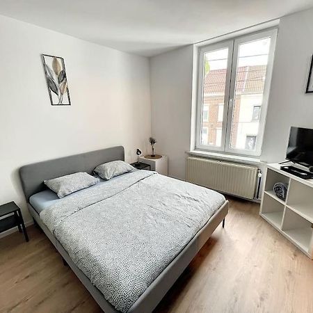 Station 173 D Bruxelles-Charleroi-Airport Apartment ภายนอก รูปภาพ